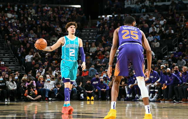  艾顿护框能力展现价值，开拓者内线失守负于太阳